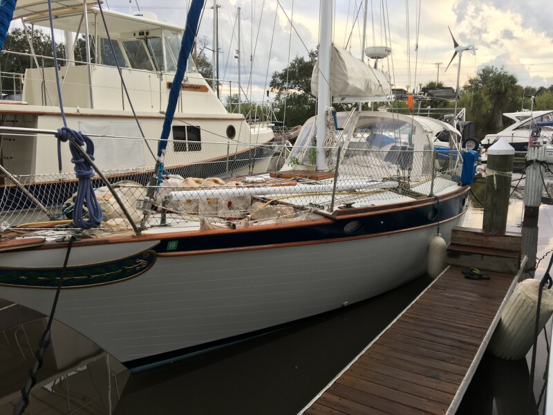 36' 1977 Ericson 36 C