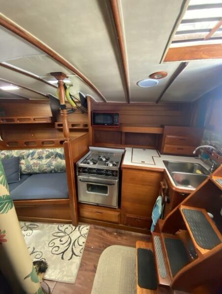 36' 1977 Ericson 36 C