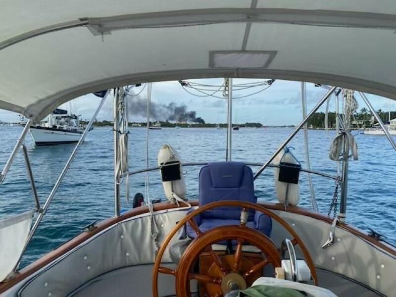 36' 1977 Ericson 36 C