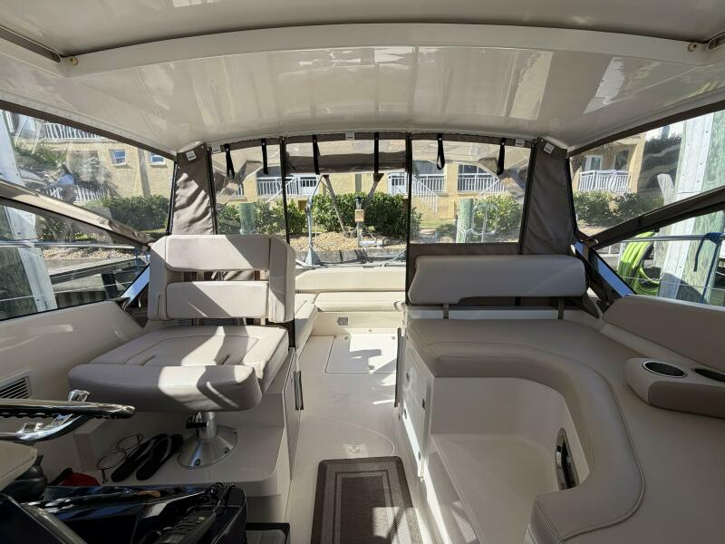 41' 2014 Pursuit SC 365i