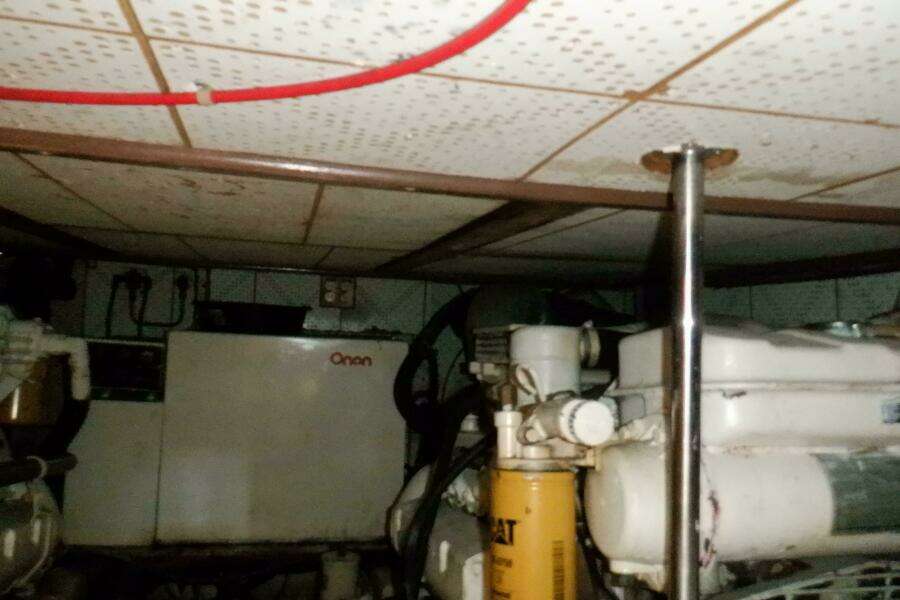 Zeus 47ft Marine Trader Yacht For Sale