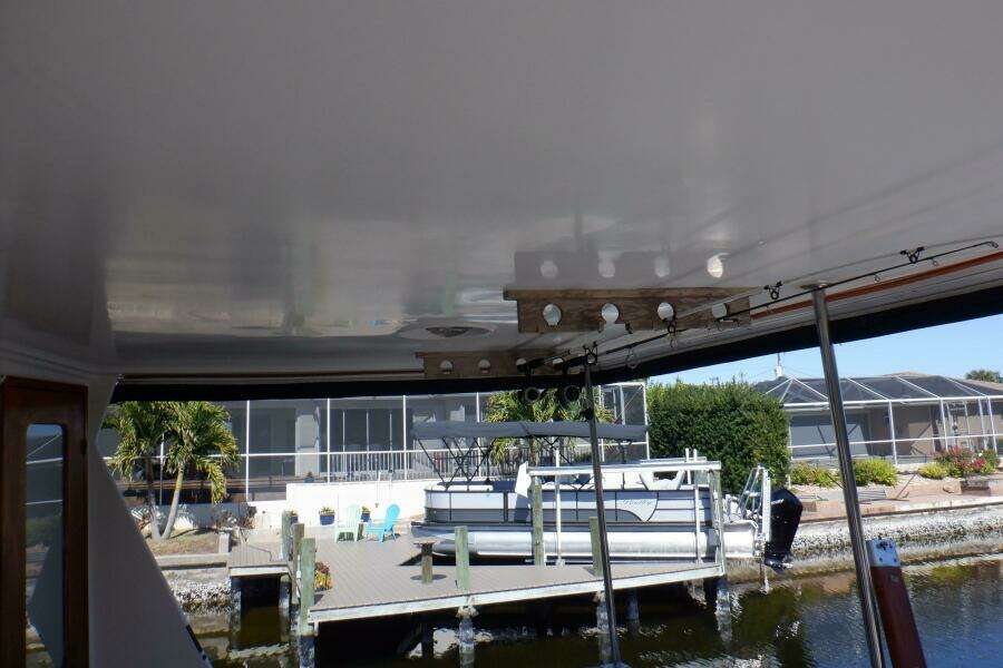 Zeus 47ft Marine Trader Yacht For Sale