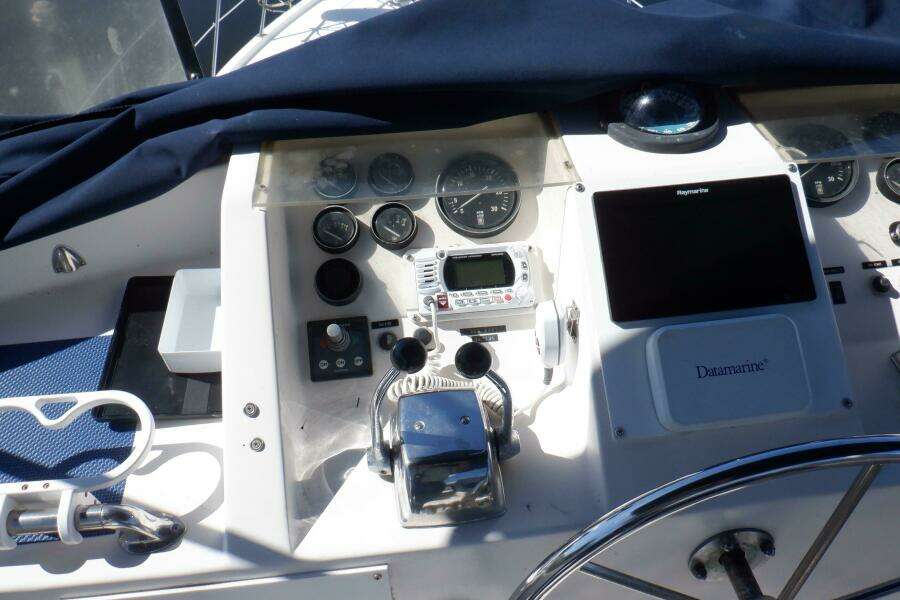 Zeus 47ft Marine Trader Yacht For Sale