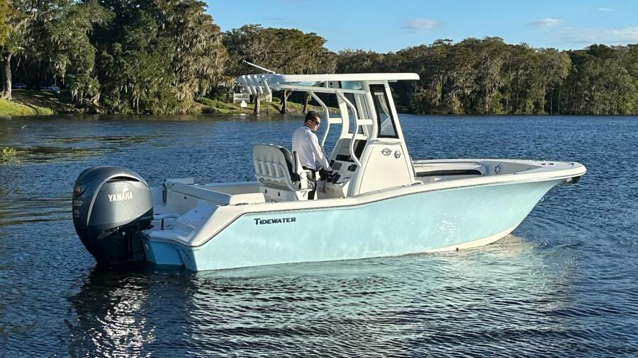 23' 2023 Tidewater LXF