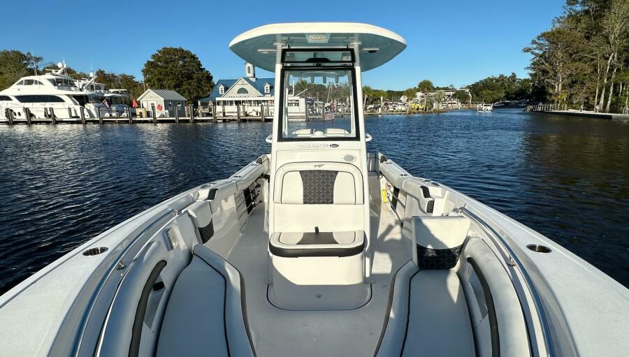 23' 2023 Tidewater LXF