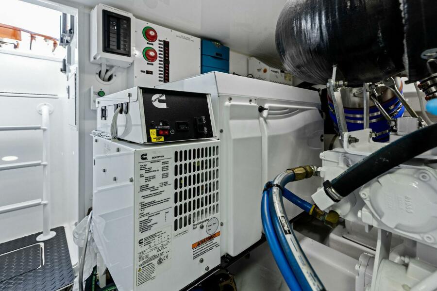 54' 2023 Viking 54 Convertible