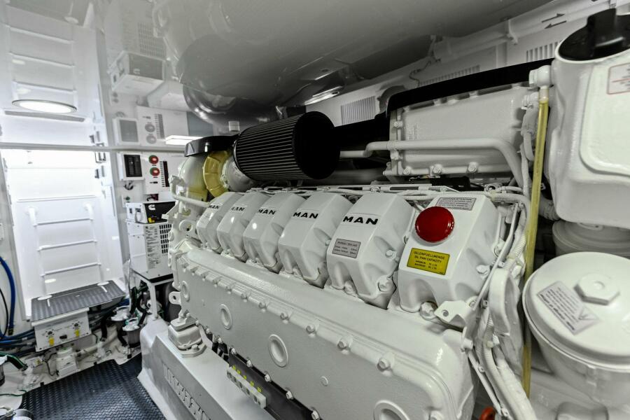 54' 2023 Viking 54 Convertible