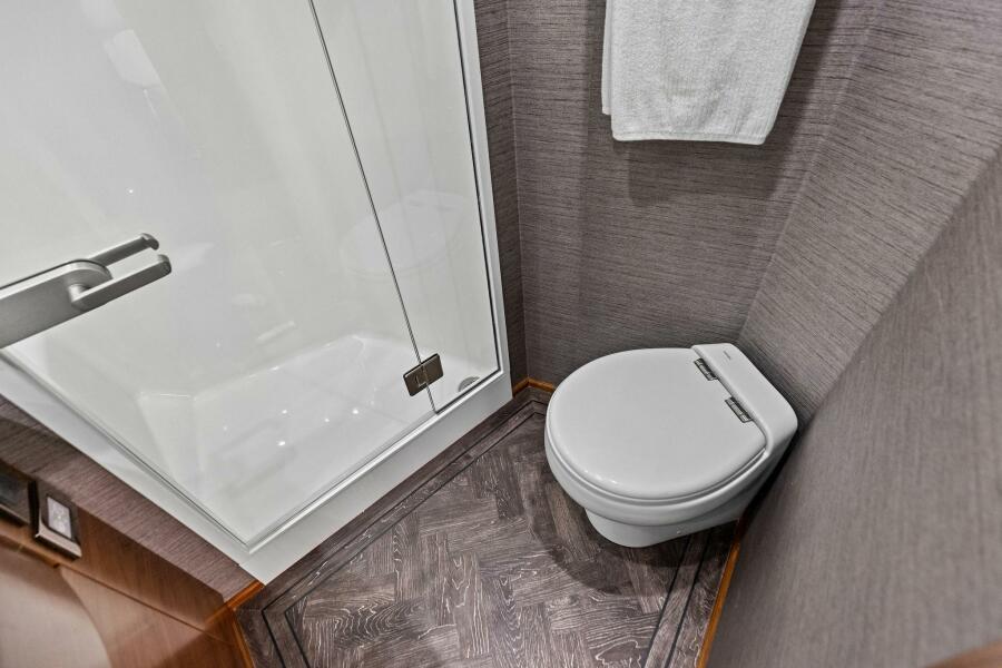 54' 2023 Viking 54 Convertible