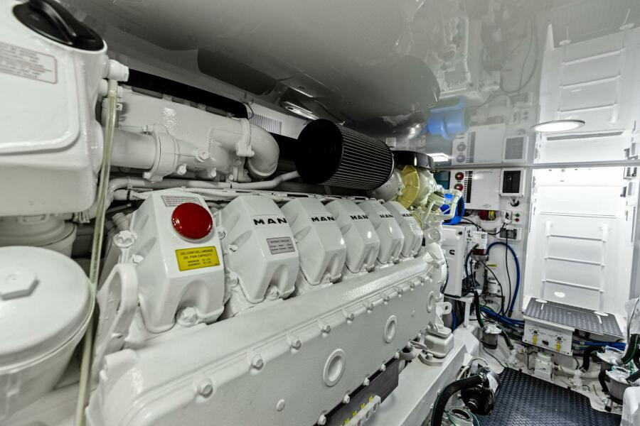 54' 2023 Viking 54 Convertible