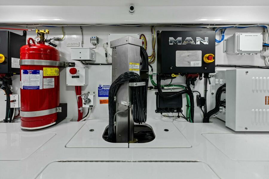 54' 2023 Viking 54 Convertible