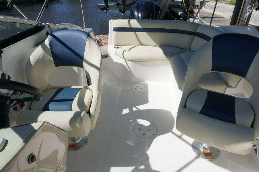 24ft Hurricane Yacht For Sale