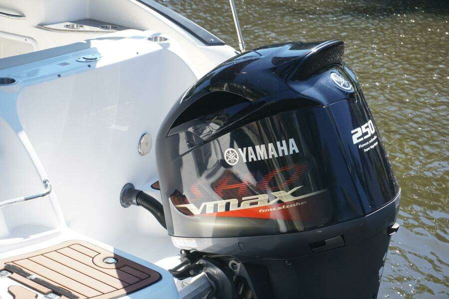 24ft Hurricane Yacht For Sale