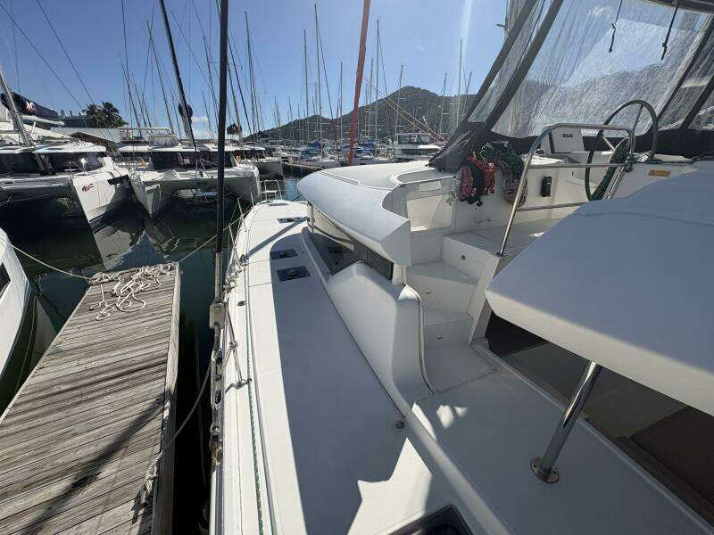 Shamwari 46ft Lagoon Yacht For Sale