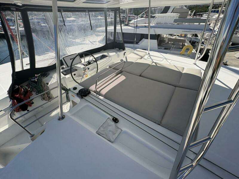 Shamwari 46ft Lagoon Yacht For Sale