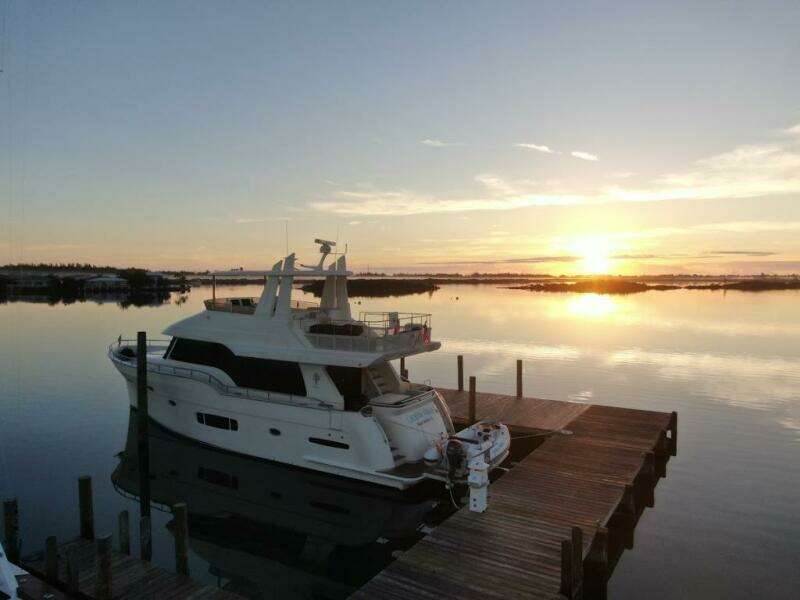 Outer Reef 62 SOUTH  PAWS - Exterior 