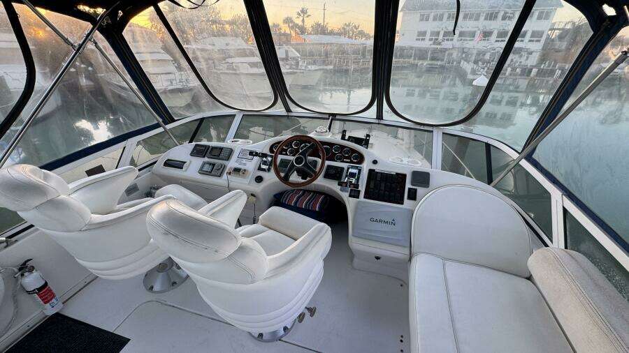 Flybridge Looking Forward