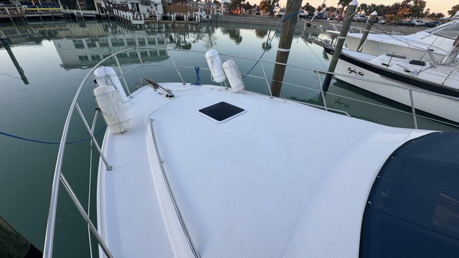 42' 2000 Sea Ray 420 Aft Cabin