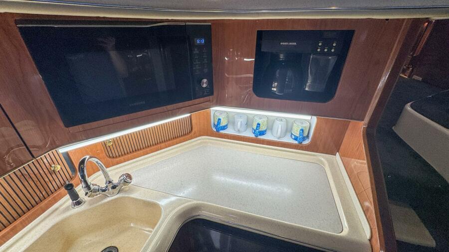 42' 2000 Sea Ray 420 Aft Cabin