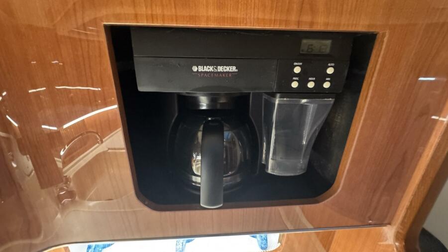 42' 2000 Sea Ray 420 Aft Cabin