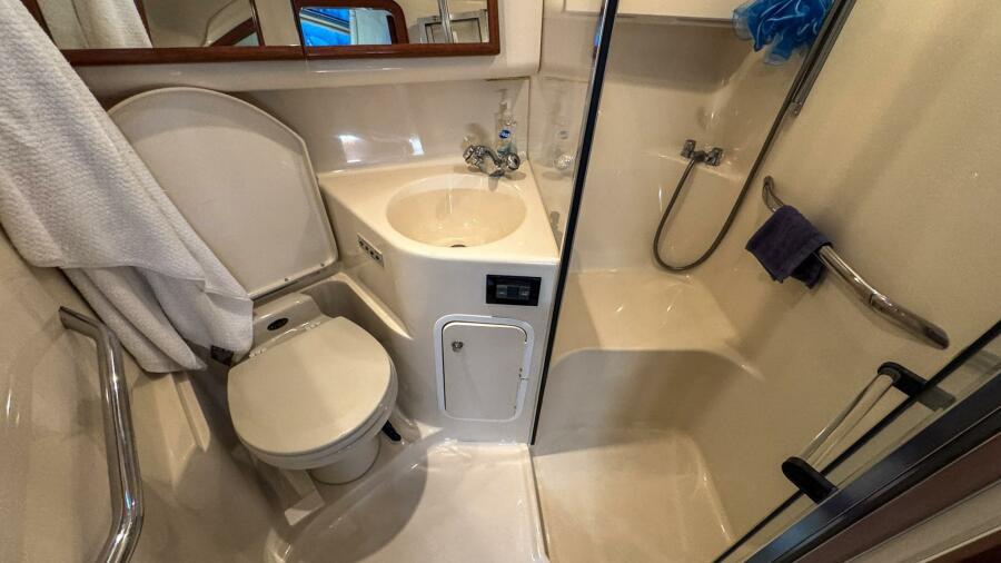 42' 2000 Sea Ray 420 Aft Cabin