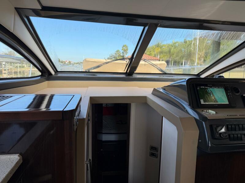 40' 2016 Sea Ray 40 Sundancer