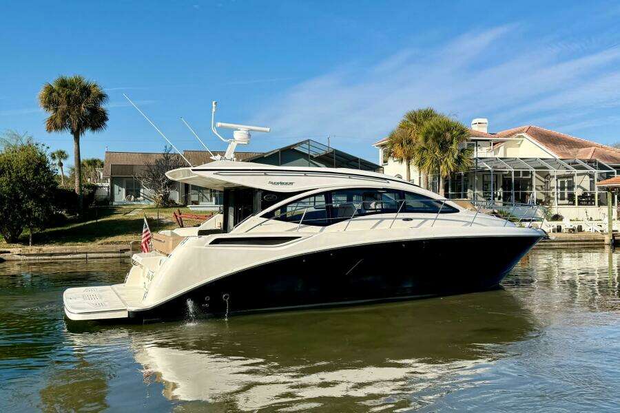 2016 Sea Ray 40 Sundancer