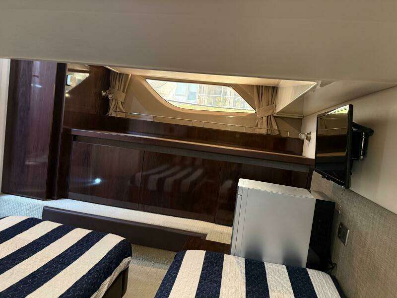 2016 Sea Ray 40 Sundancer