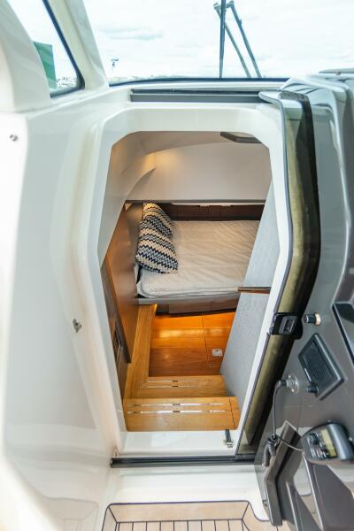 38' 2020 Tiara Sport 38 LS