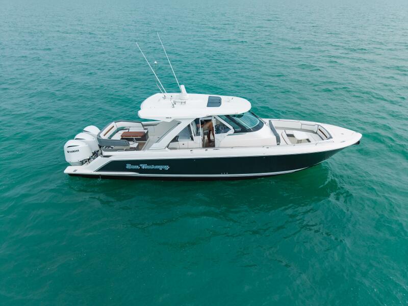 38' 2020 Tiara Sport 38 LS