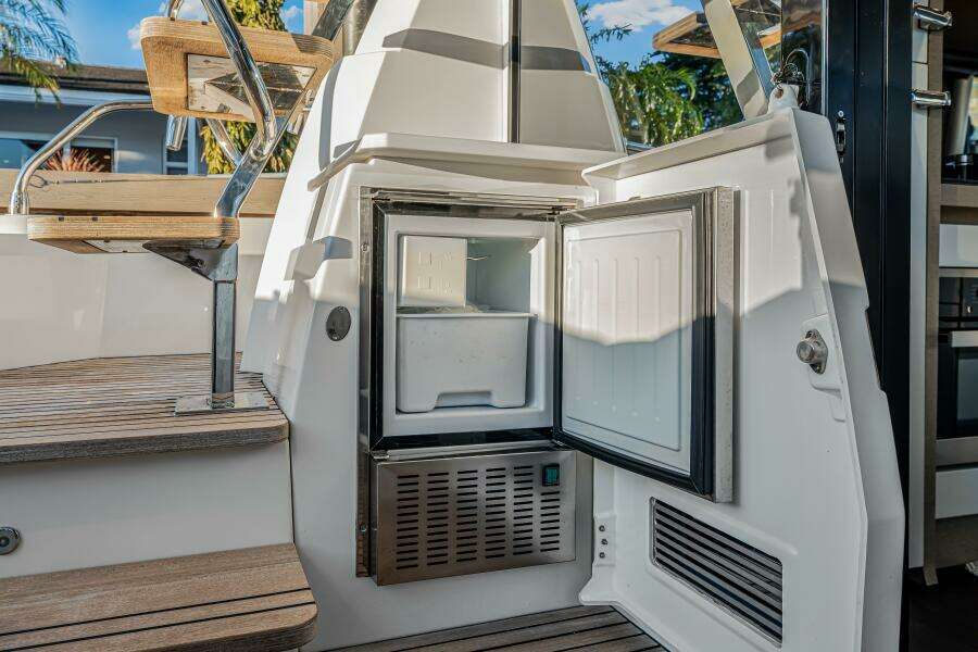 52ft Prestige Yacht For Sale