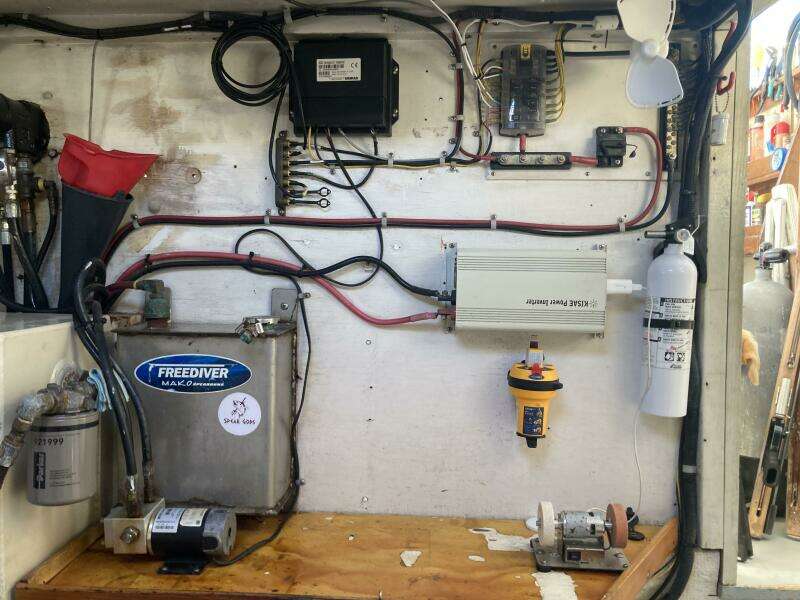 32ft BHM Yacht For Sale