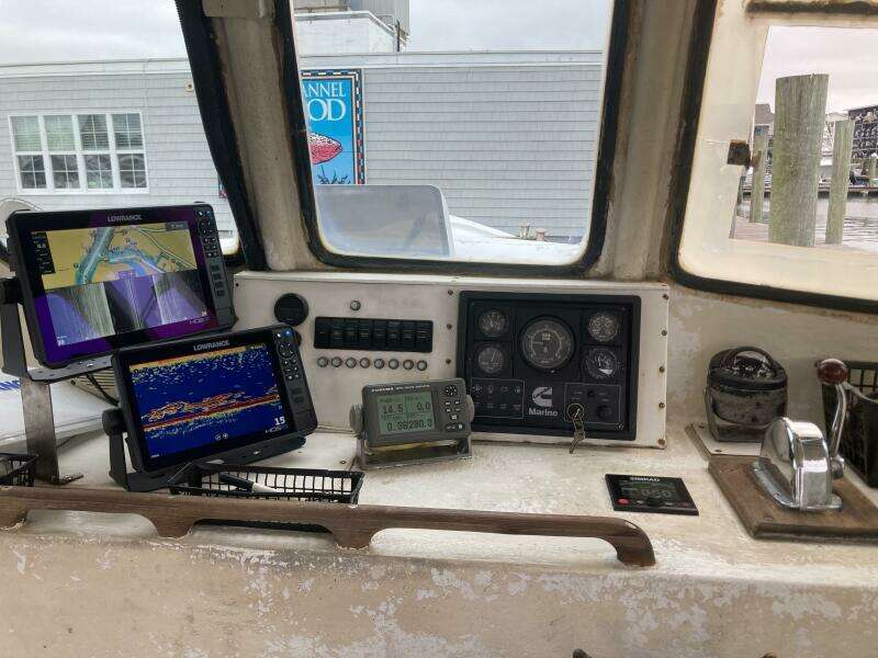 32ft BHM Yacht For Sale