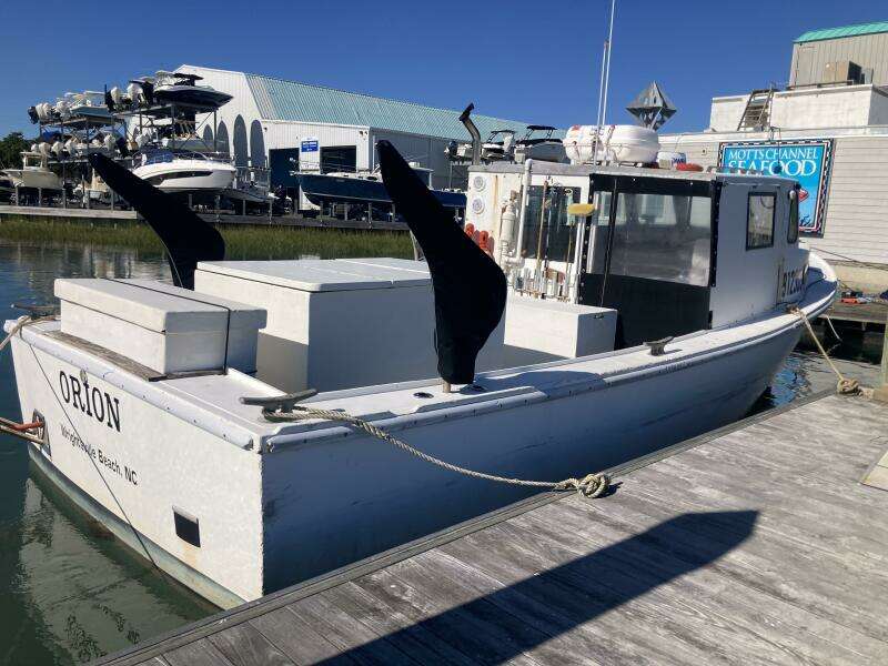 32ft BHM Yacht For Sale