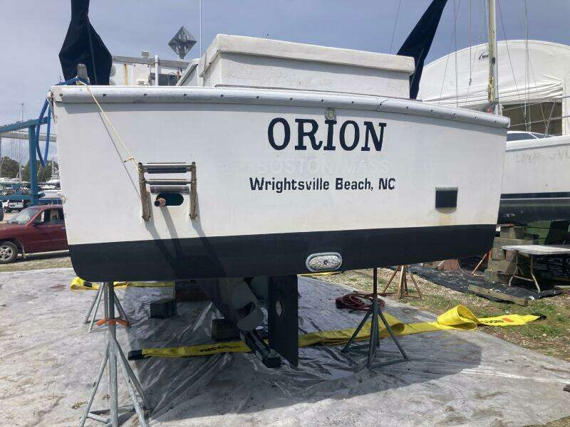 32ft BHM Yacht For Sale