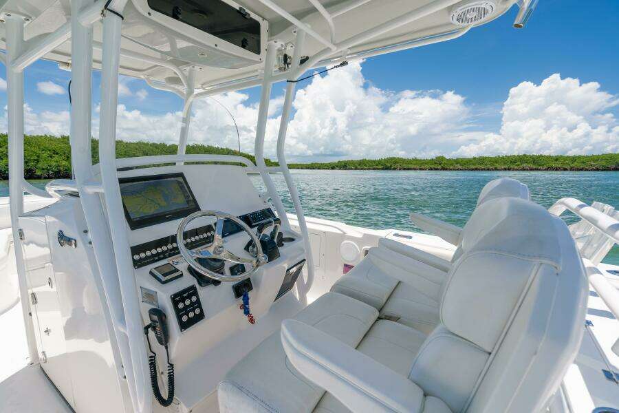 31ft Edgewater Yacht For Sale