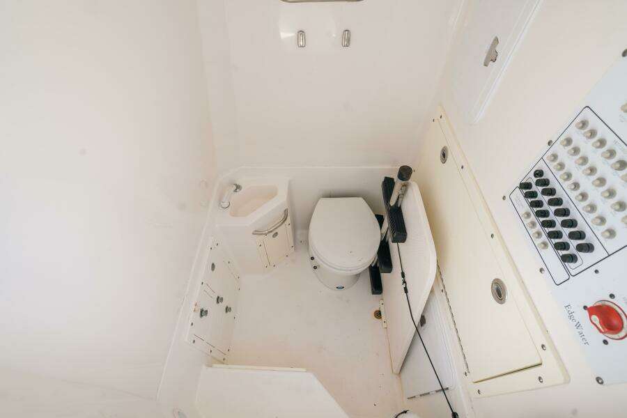 31ft Edgewater Yacht For Sale