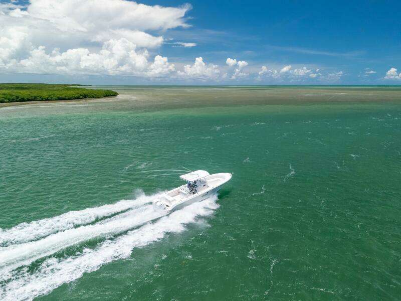 31ft Edgewater Yacht For Sale