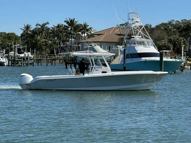 31ft Edgewater Yacht For Sale