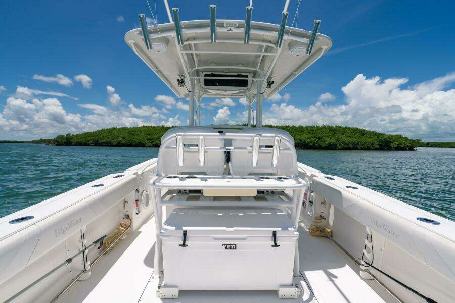 31ft Edgewater Yacht For Sale