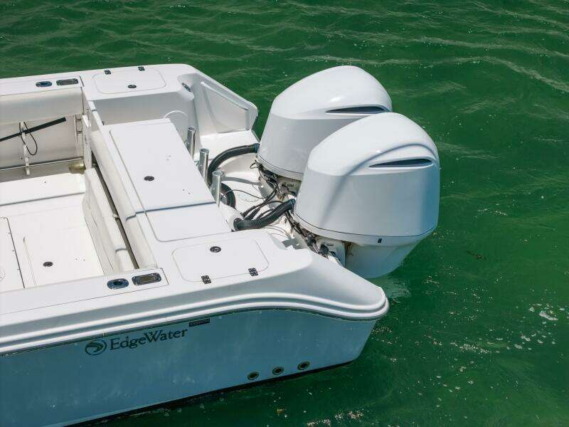 31ft Edgewater Yacht For Sale
