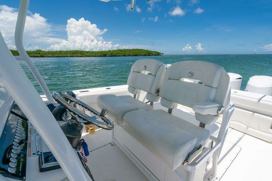 31ft Edgewater Yacht For Sale