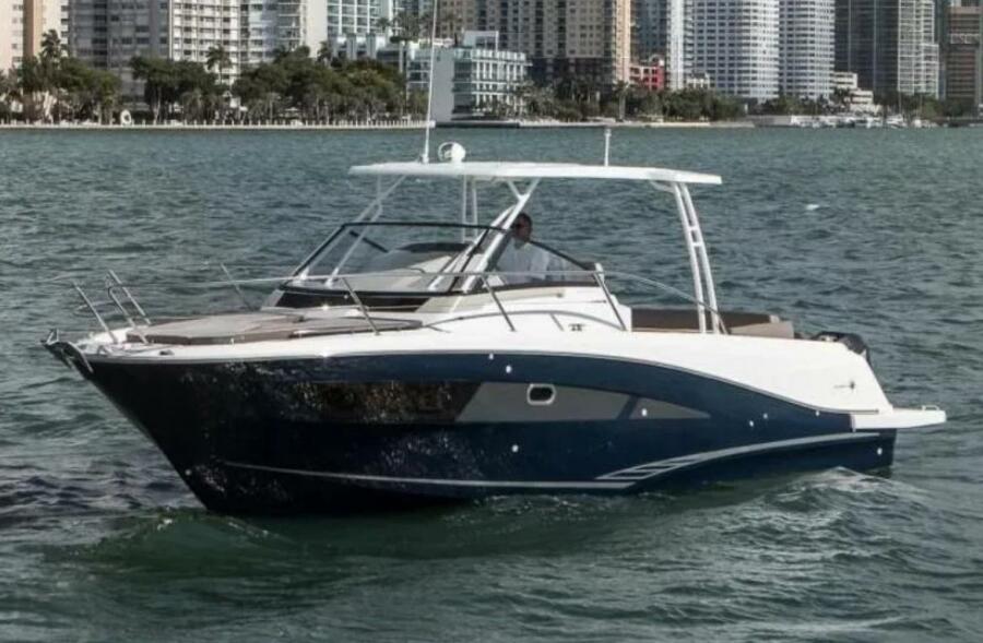 34' 2019 Jeanneau 10.5