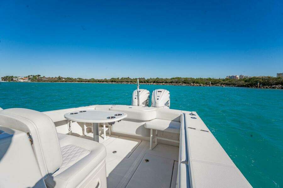 38ft Jupiter Yacht For Sale