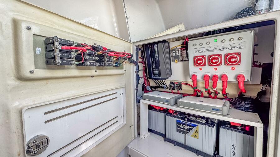 38' 2019 Jupiter 38 HFS