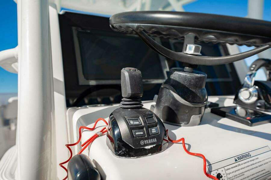 38ft Jupiter Yacht For Sale