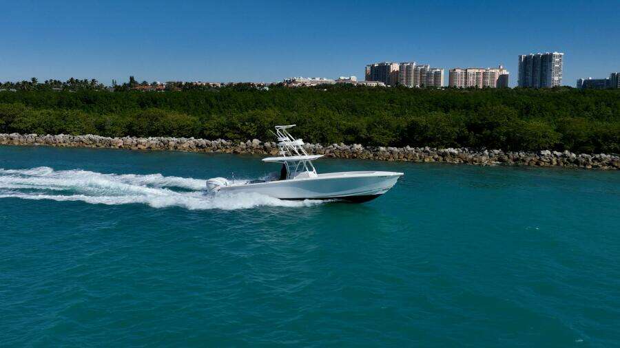 38ft Jupiter Yacht For Sale