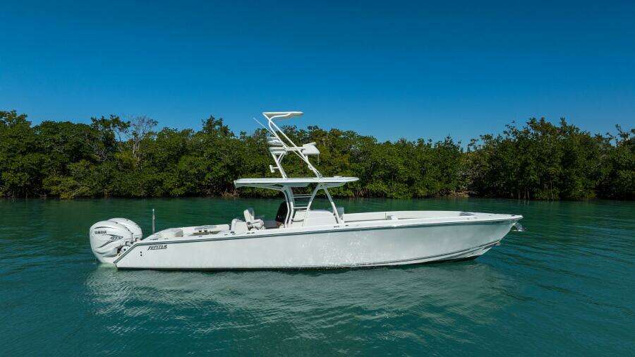 38ft Jupiter Yacht For Sale