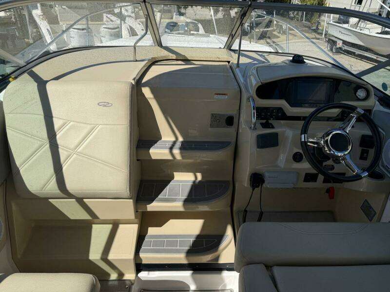 27ft Regal Yacht For Sale