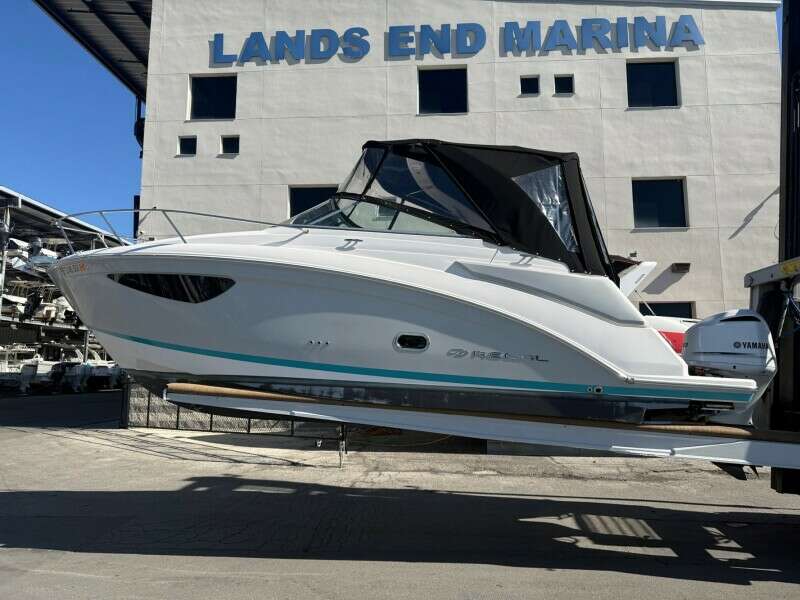 27ft Regal Yacht For Sale