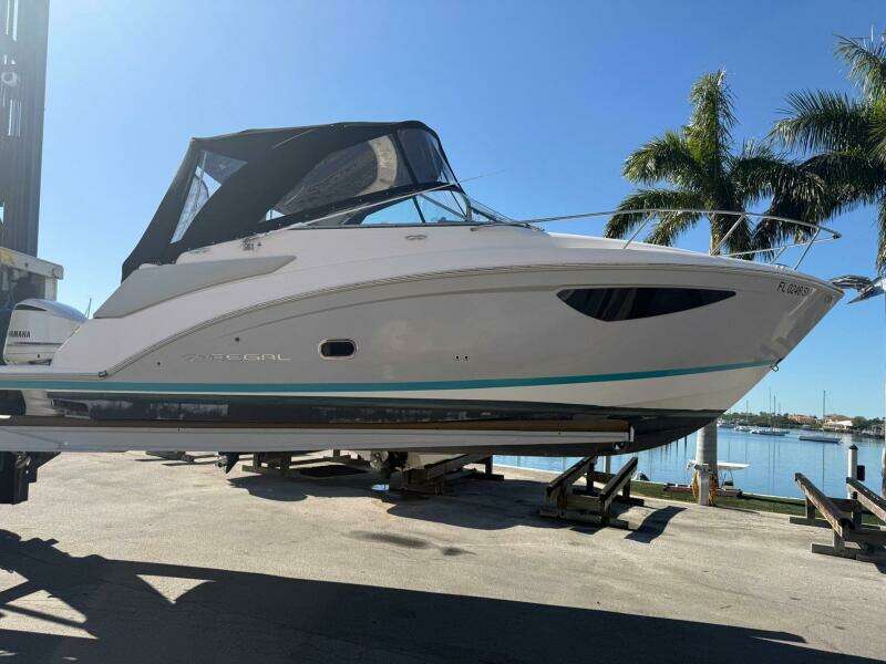 27ft Regal Yacht For Sale